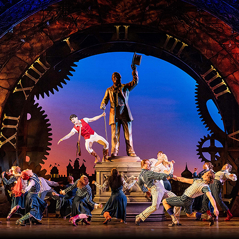 Wicked,London Company. Photo by Matt Crockett